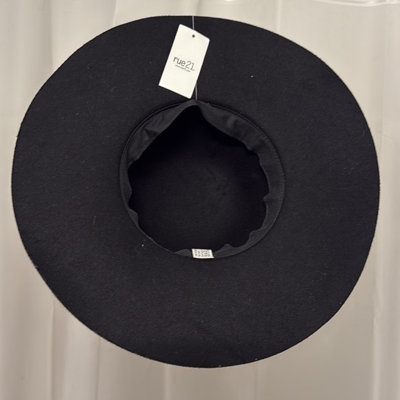Rue21 Black Wide-Brim Hat - Picture 2 of 4